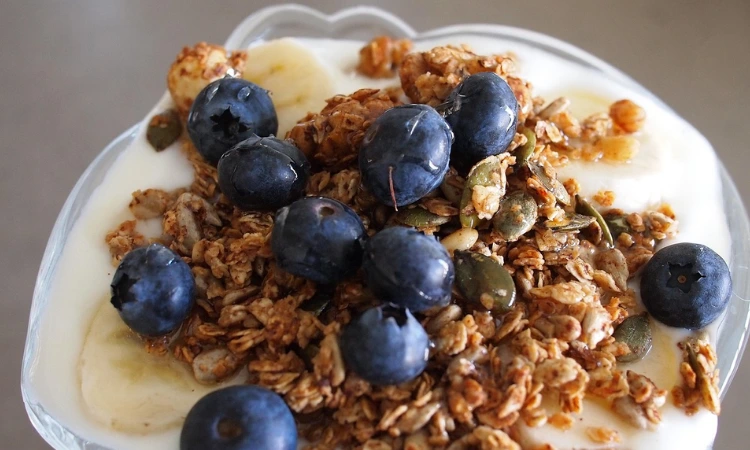 Yogurt Parfait with Granola and fruits