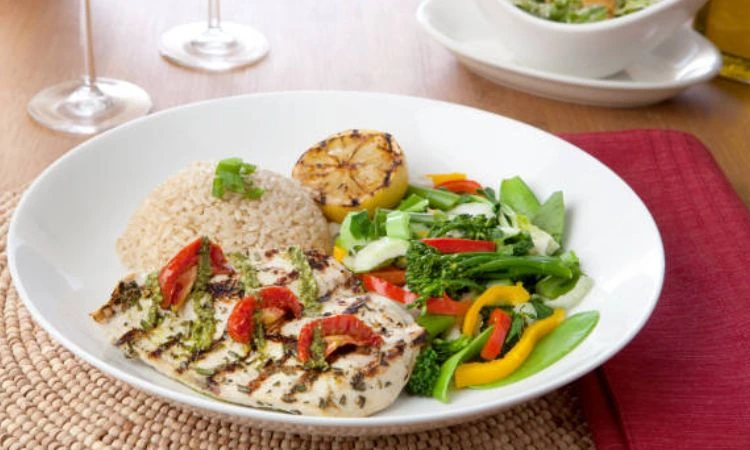Chicken Stir-Fry with Brown Rice