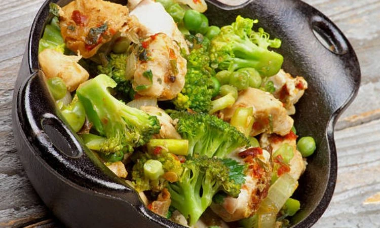 Slow Cooker Chicken and Vegetable Stew