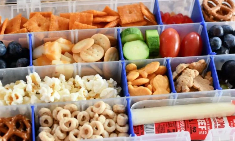 DIY Snack Box
