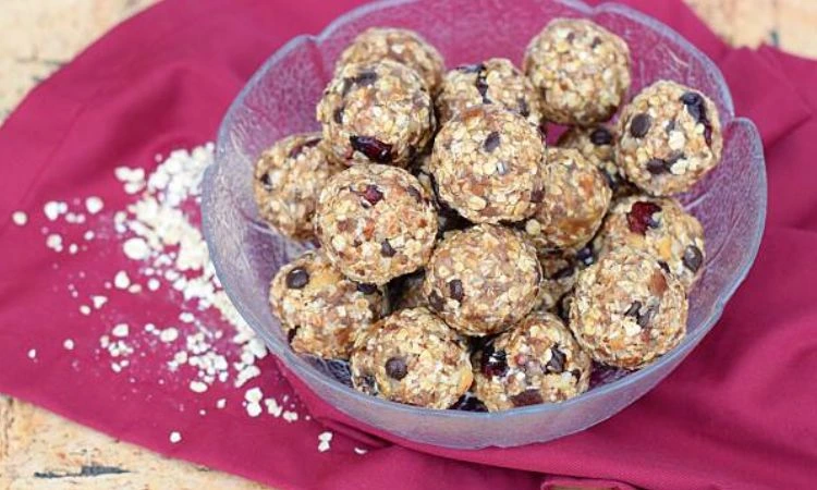 Chocolate Chip Energy Balls