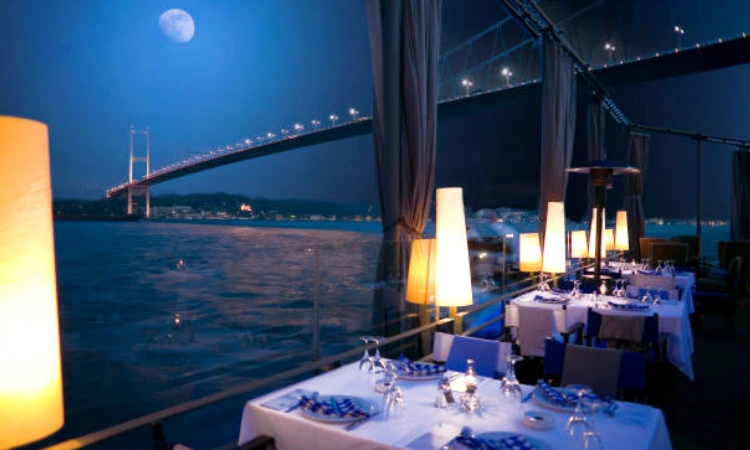 Istanbul After Dark