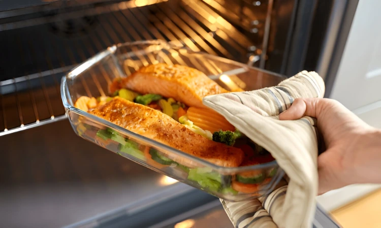 how to reheat salmon in microwave
