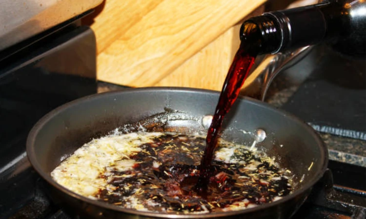 Gordon Ramsay’s Signature Red Wine Jus Recipe